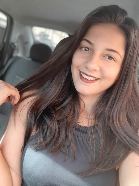 Andressa Polimento Profiles .